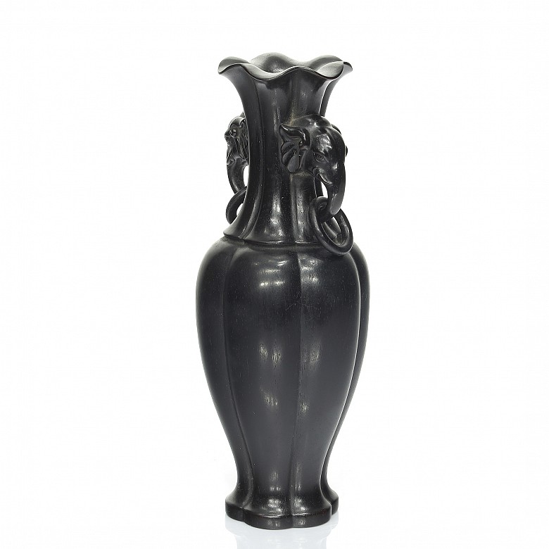 Carved 'zitan' wooden vase, Qing dynasty