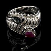 18k white gold ring with stones and diamonds - 4