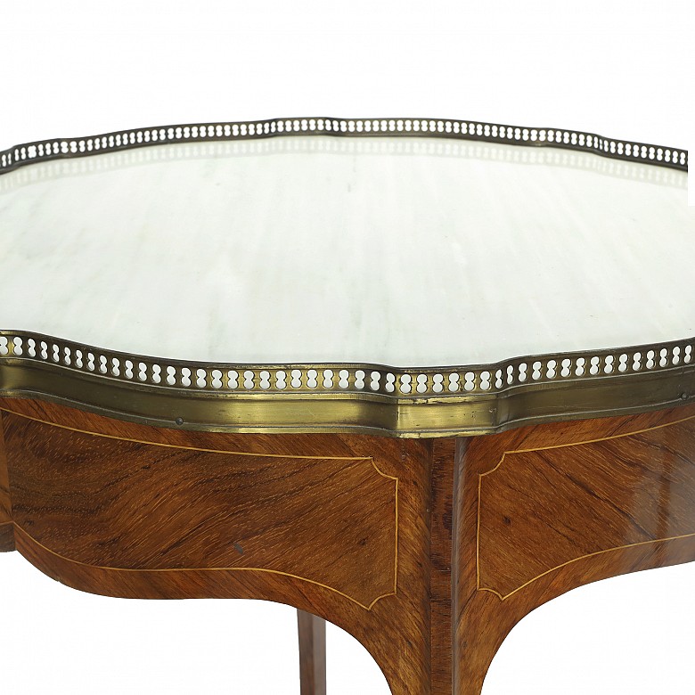 Pair of French style gueridon tables, 20th century