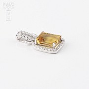 Pendant with 3.47cts citrine and diamonds in 18k white gold - 3