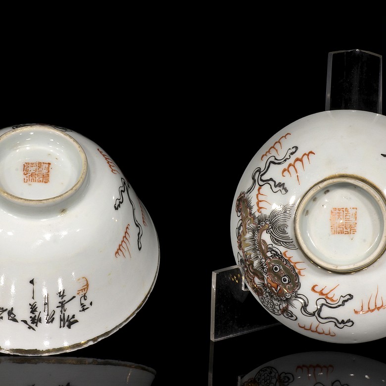 Pair of bowls with lid, 20th century
