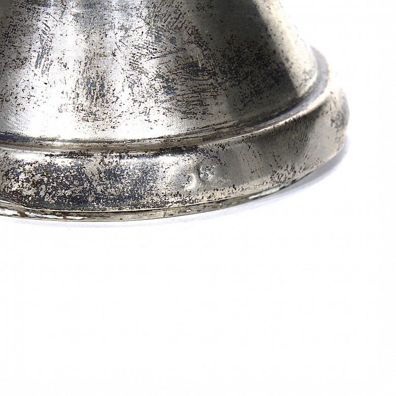 Jarrón de plata con cuerpo de esmalte, med.s.XX