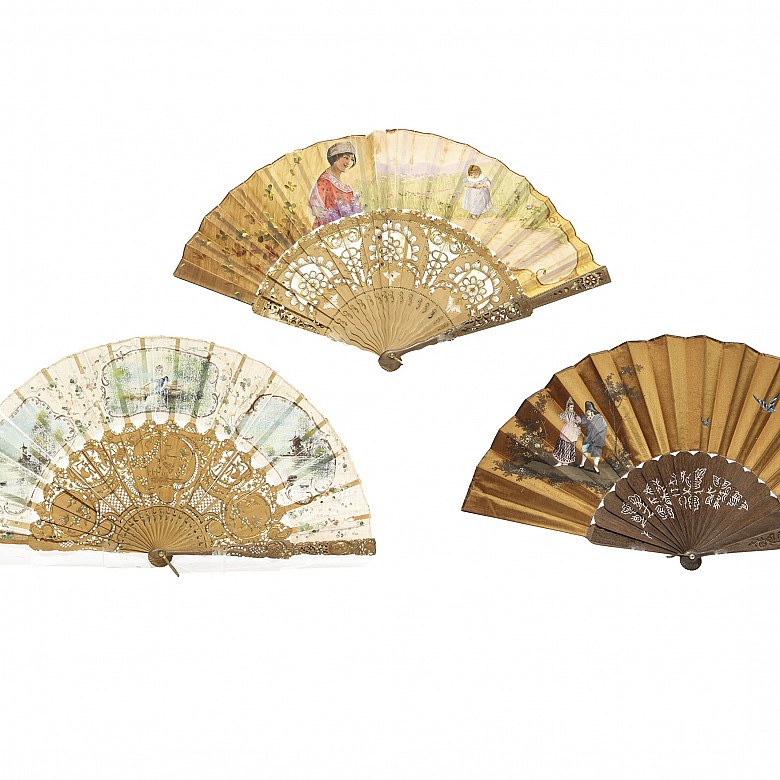 Lot of three fans with wooden linkage, 19th century