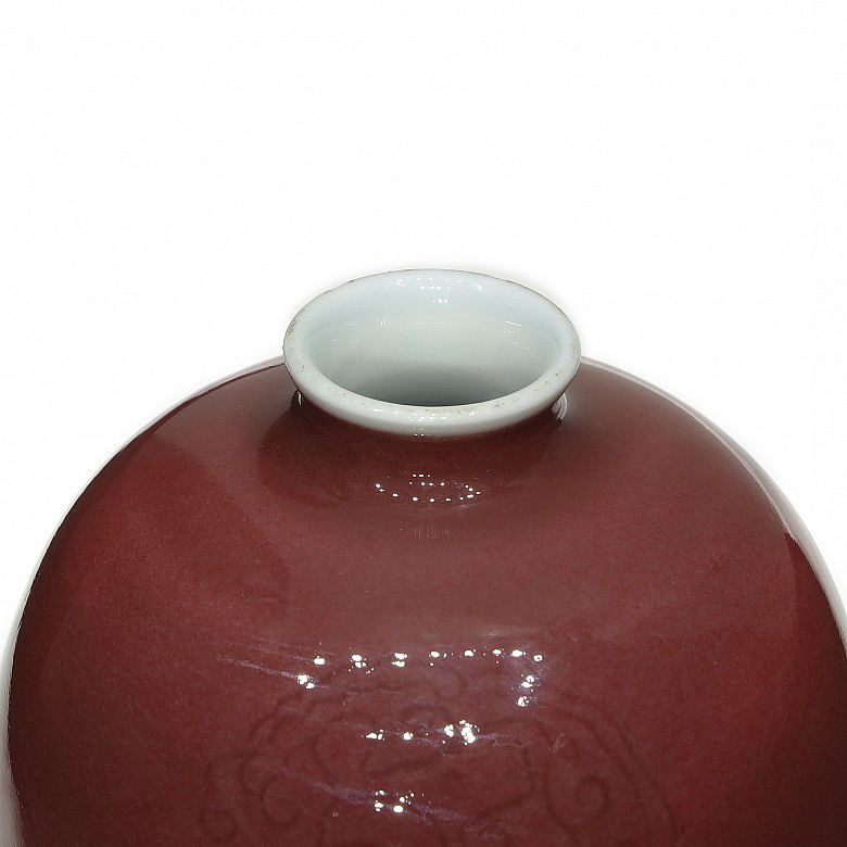 Water vessel with 