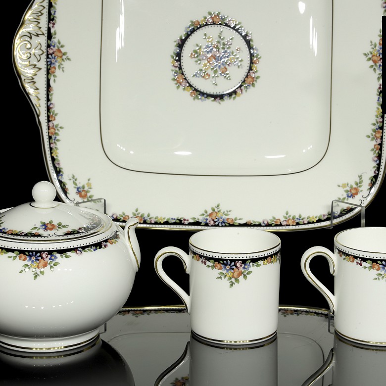 Wedgwood English porcelain coffee set, 20th century - 3