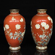 Pair of cloisonné vases, Asia, 20th century