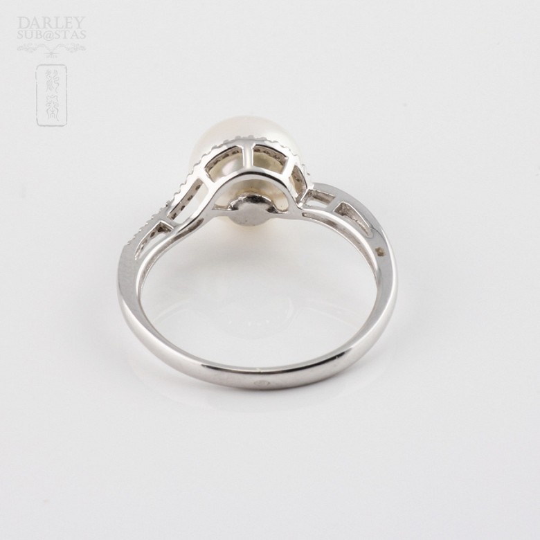 Ring  with pearl and diamonds in 18k white gold - 1