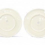 Pair of glazed ceramic plates, Peyró. s.XX