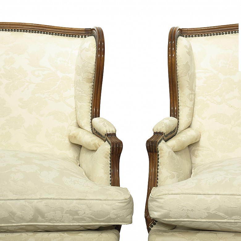 Pair of armchairs, English style, 20th century