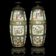 Pareja de lámparas con cuerpo de porcelana, S.XIX