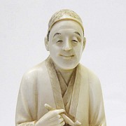 Pair of Japanese figures of ivory - 13