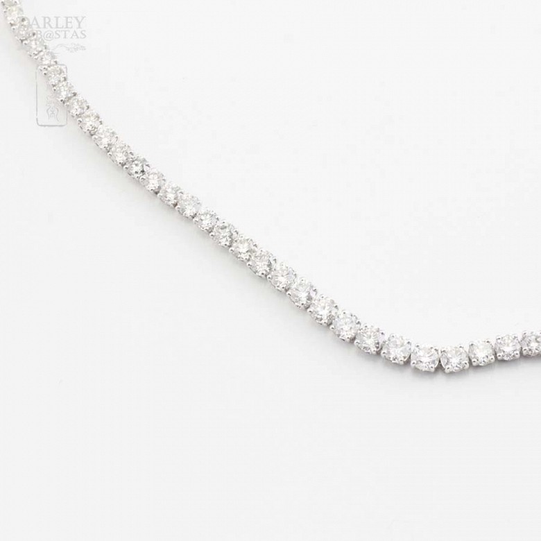 Collar-Riviere in white gold and diamonds 11.39cts
