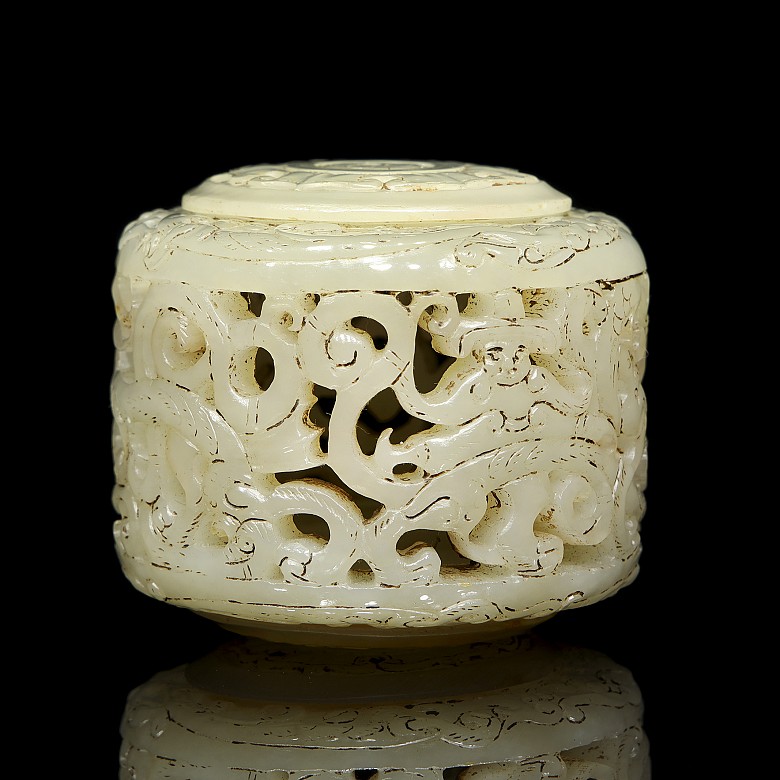 Carved jade incense burner pendant, Eastern Han dynasty