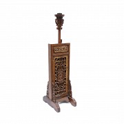 Lámpara de madera, China, s.XX