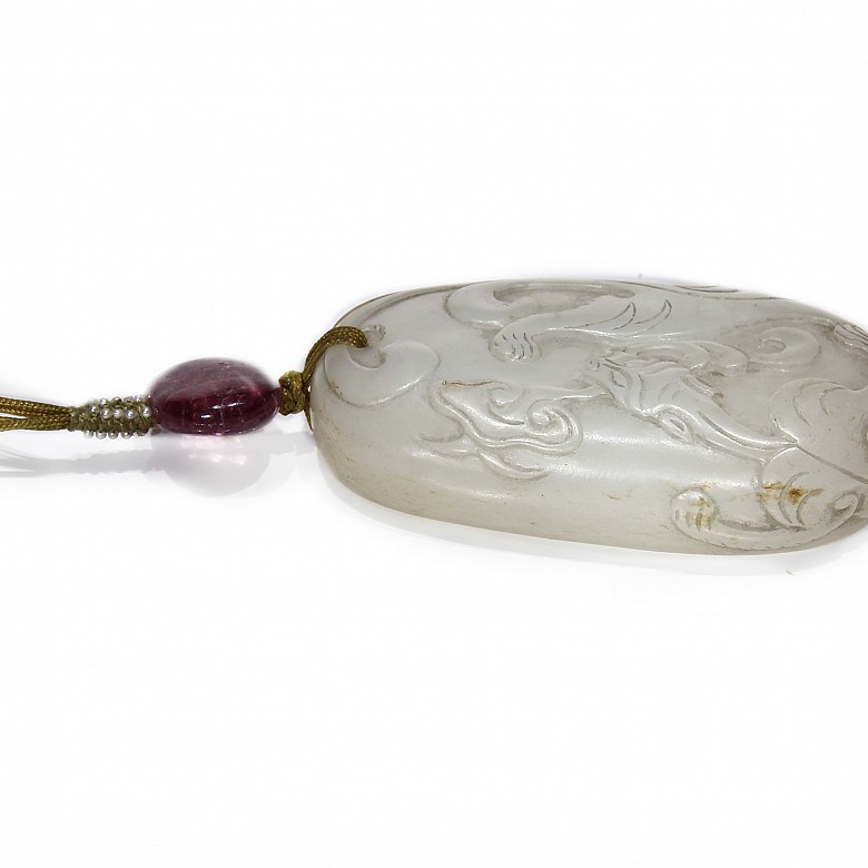 Oval jade plaque, Qing dynasty.