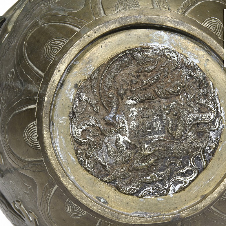 Chinese metal vase, 20th century - 7