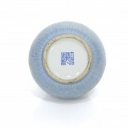 Recipiente de lotos en porcelana, con marca Daoguang