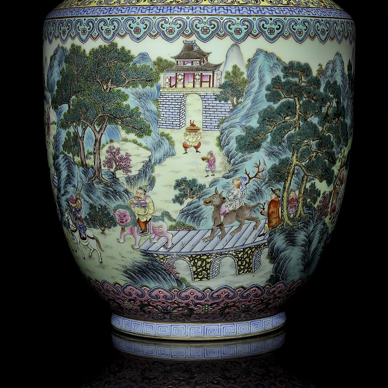 Large porcelain vase 