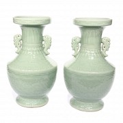 Pair of vases, green, s.XX
