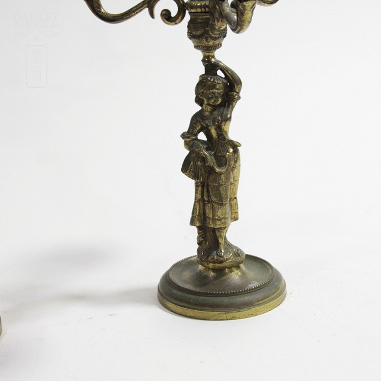 Pair of bronze candlesticks - 4