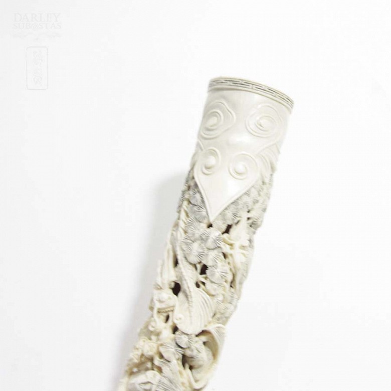 Fully carved Chinese tusk - 8