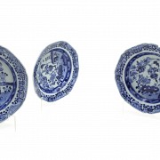 Group of six Chinese porcelain dishes, Qing dynasty