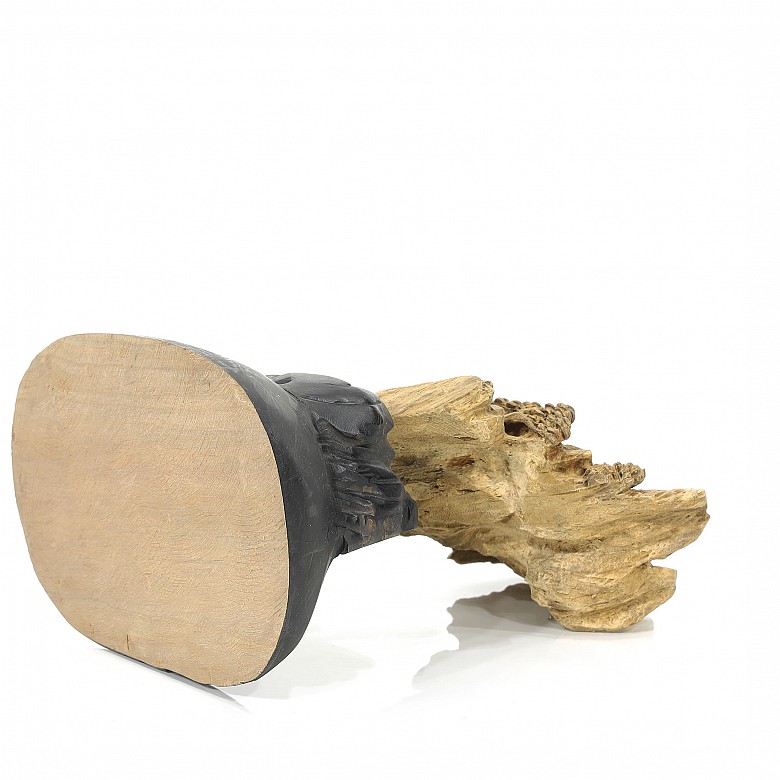 Montaña de madera, con peana, S.XX