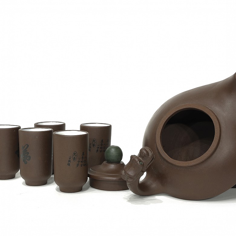 Teapot with five tea glasses, Yixing, 20th century - 7