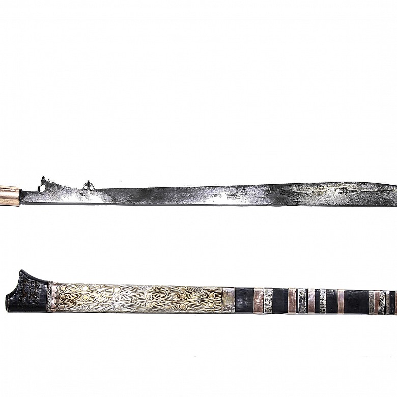Golok indonesio con funda de ébano y metal, S.XIX - 3
