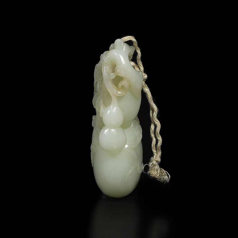 Celadon jade 'Hulu' figure, Qing dynasty