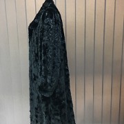 Long coat of black mink. - 2