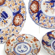 Four Japanese porcelain plates, Imari, 20th Century