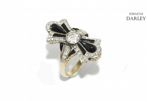 Loop shaped ring, with diamonds and onyx