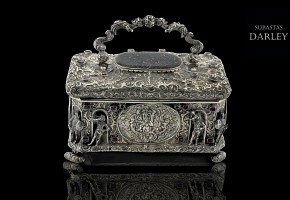 Caja de plata con gemas engastadas, S.XIX
