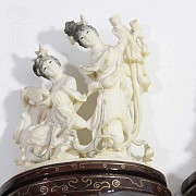 Couple of Chinese dancing figures - 6