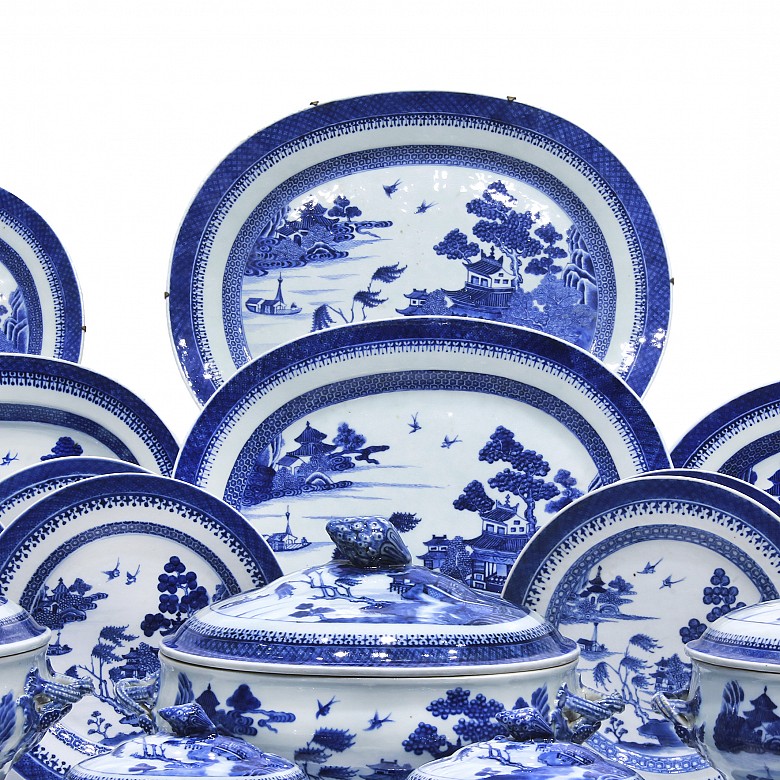 Vajilla completa de porcelana China, Compañía de Indias, s.XVIII-XIX