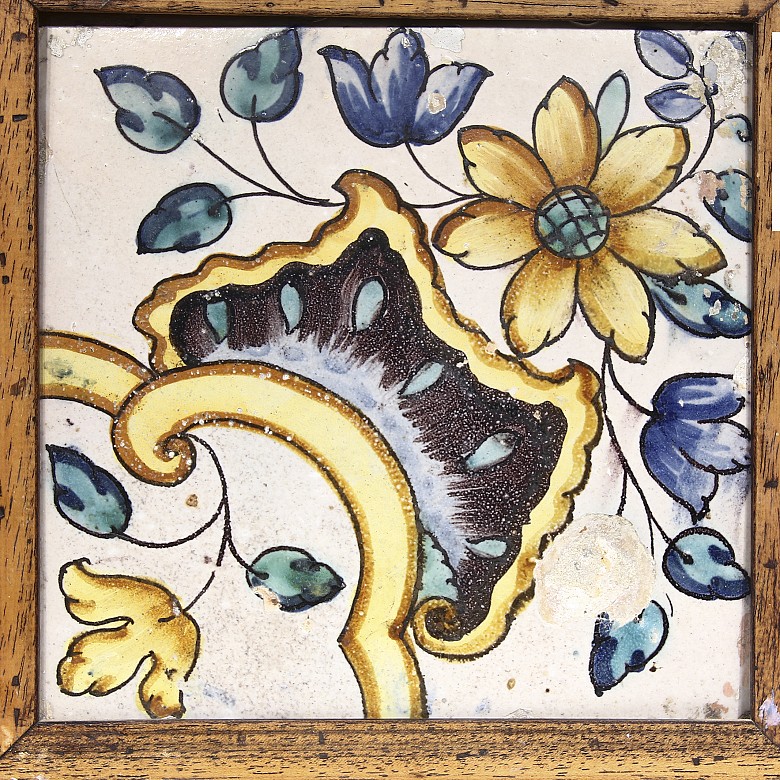 Azulejo valenciano de cerámica esmaltada, s.XVIII - 2