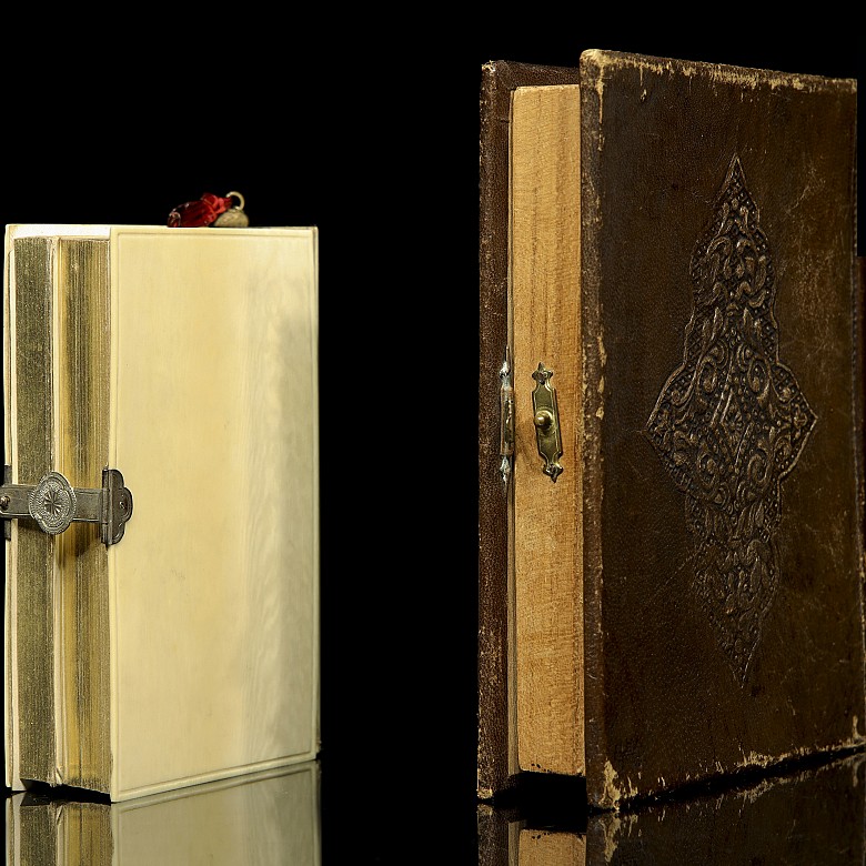 Libro y caja forrada en piel, S.XIX - 2