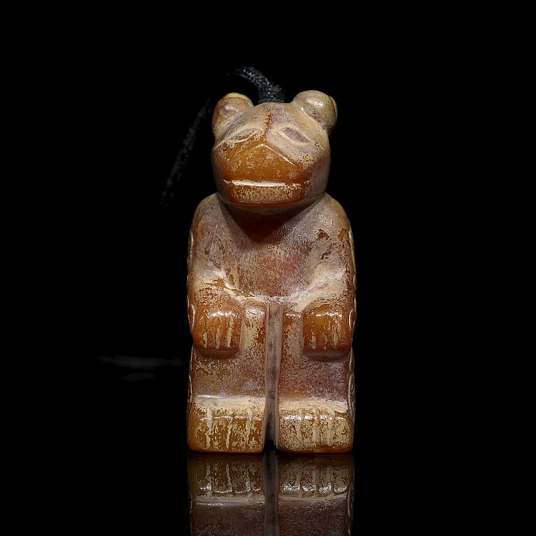 Carved jade figure, Eastern Zhou dynasty