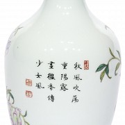 Jarrón de porcelana, China.