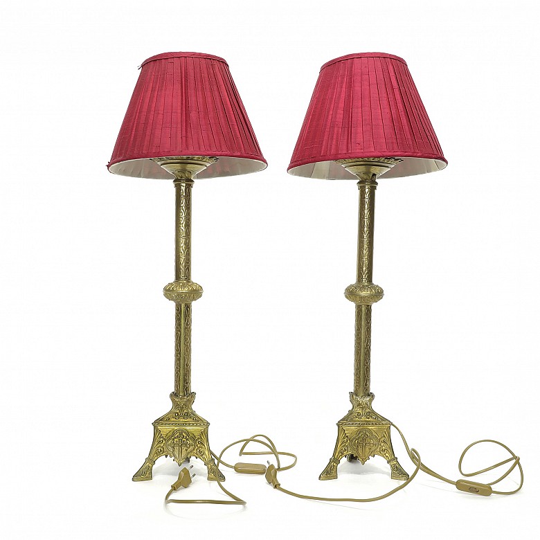 Pair of gilded metal lamps, 20th century