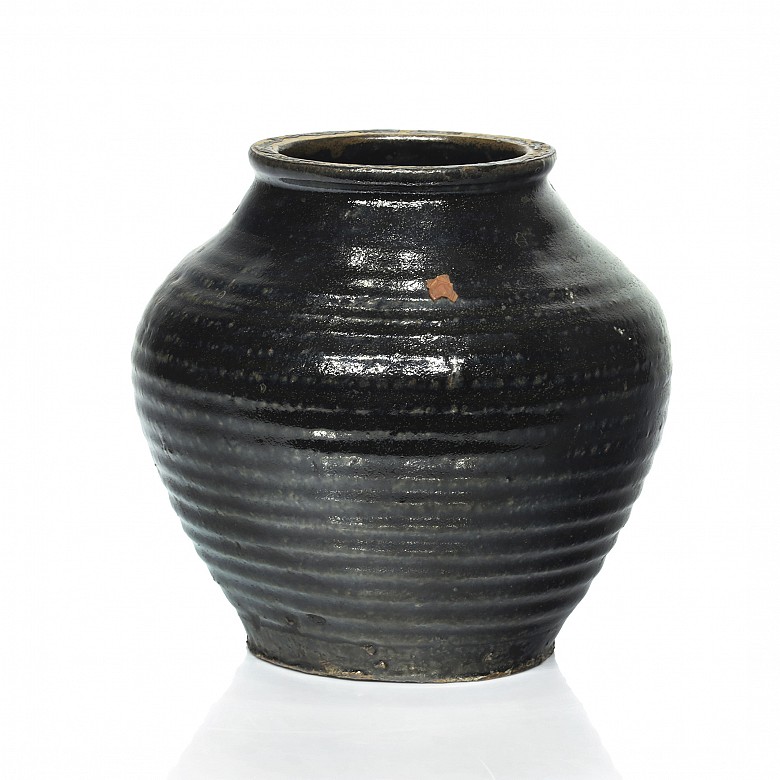Vasija estriada de cerámica, dinastía Qing