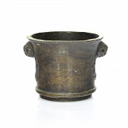Bronze pot with relief handles, Qing dynasty - 1