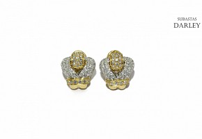 Pendientes de oro bicolor de 18k con diamantes