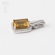 Pendant with 3.47cts citrine and diamonds in 18k white gold - 2