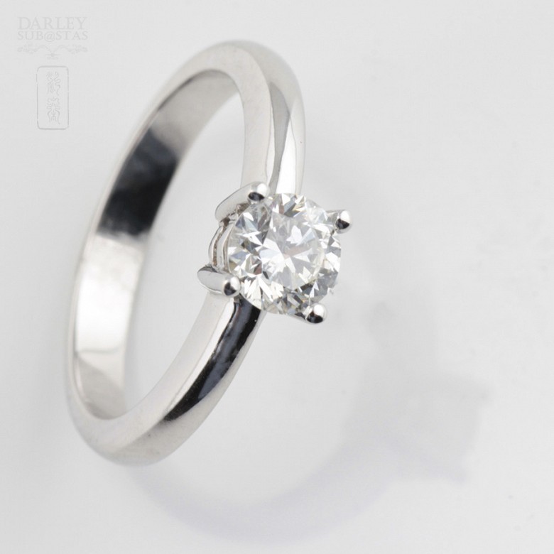 0.71cts Solitaire Diamond 18k White Gold