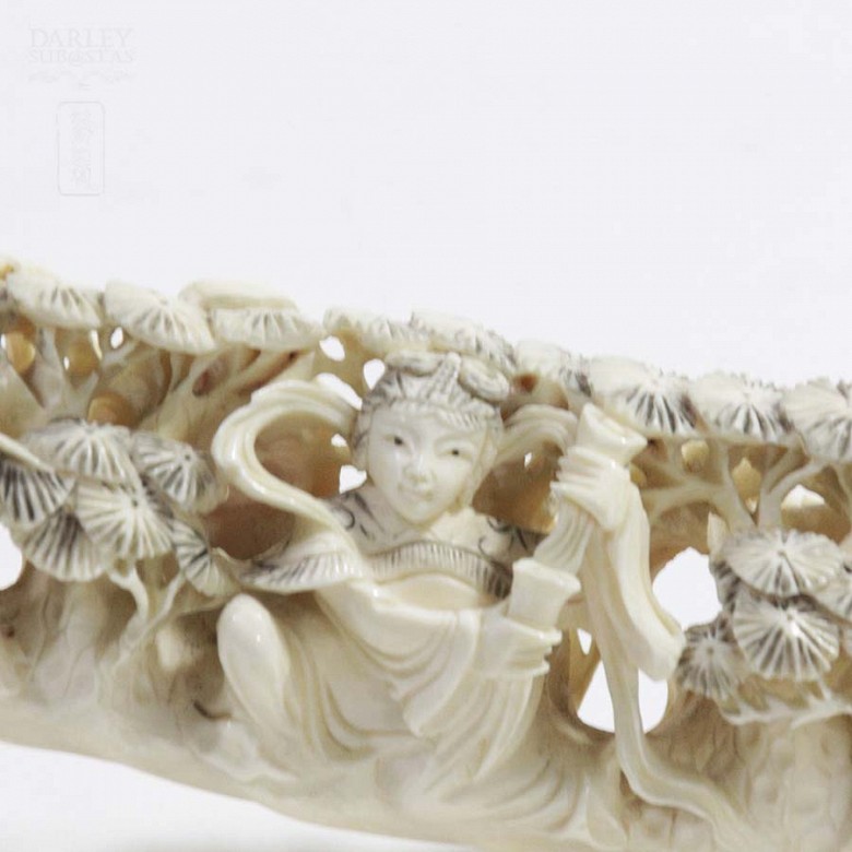 Fully carved Chinese tusk - 14