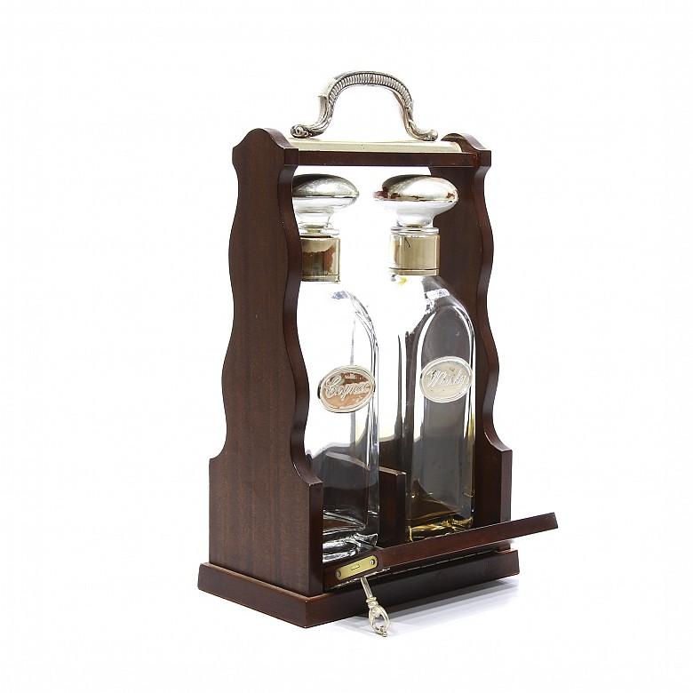 Set of decanters for cognac and whiskey, 20th century
