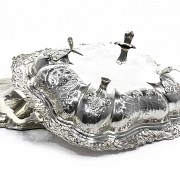 Punched Spanish silver vegetable bowl, 20th century