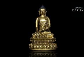 Buddha figure 